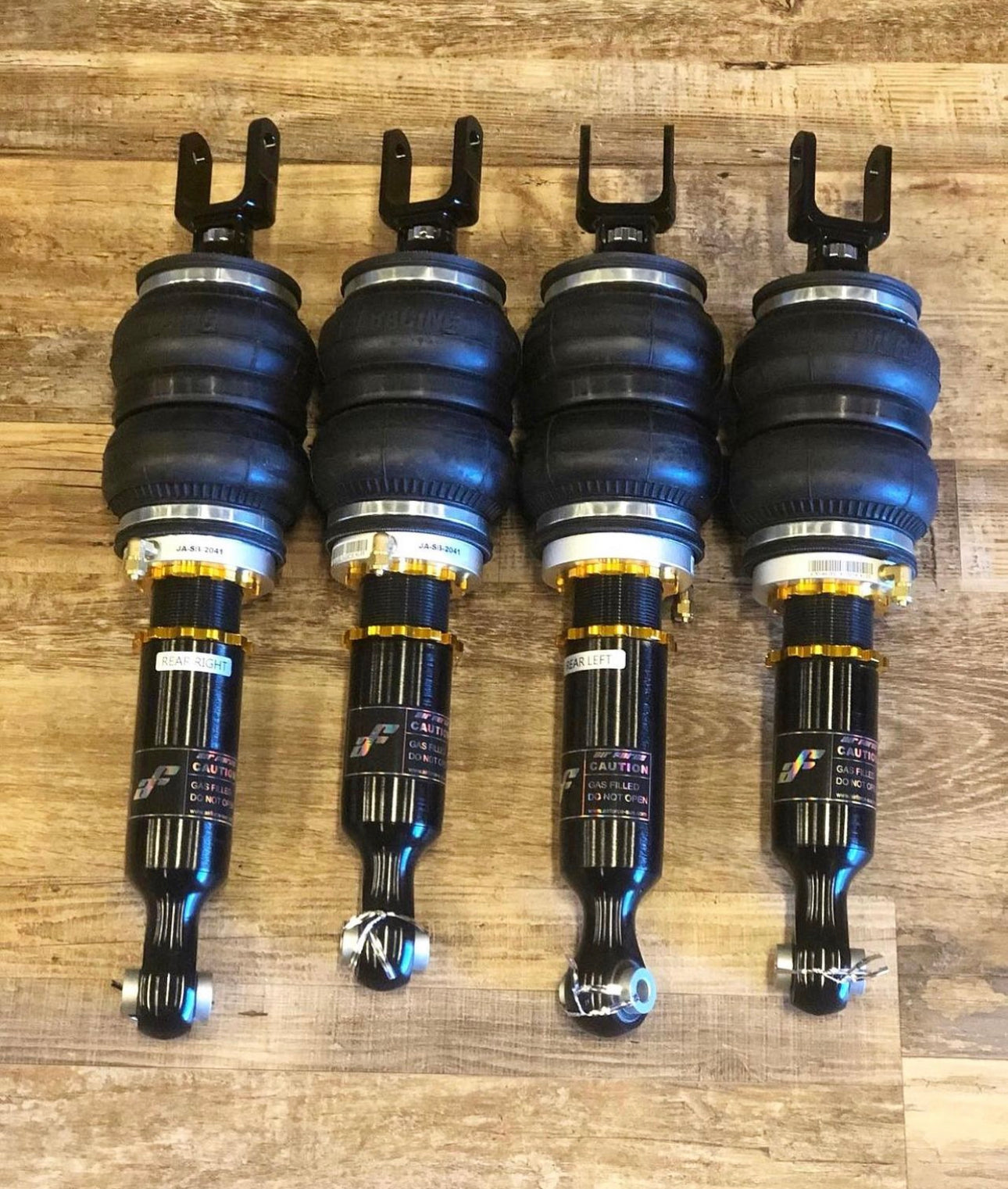 * AIRSPEC SUSPENSION LAMBORGHINI AVENTADOR LP700/720/740/750/770 SVJ STRUTS / BAGS (Front and Rear)